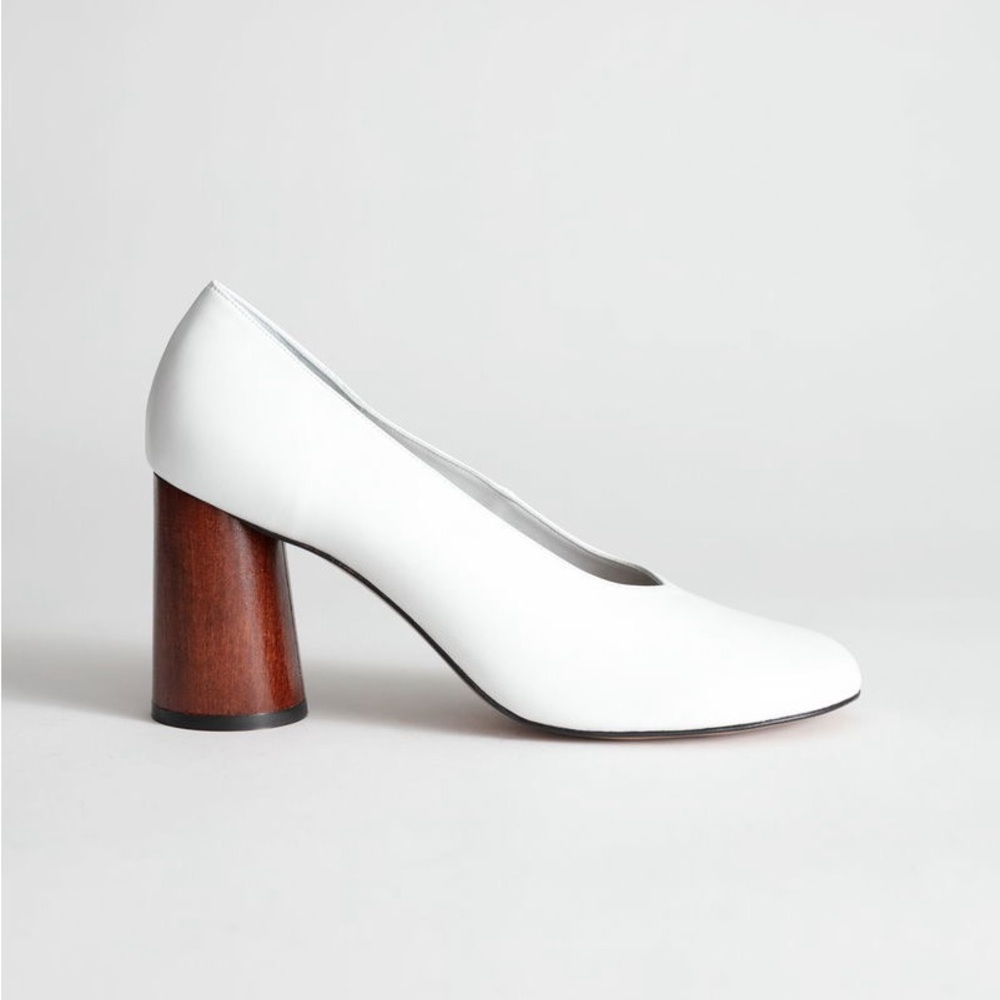 & Other Stories Genuine Leather Wood Heel Pumps Size 7 White/Brown NWT Sold Out